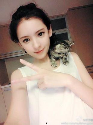 娱乐吃瓜酱女友什么系,神秘背景引发网友热议